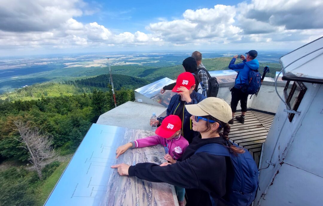 Rodzinny wypad na Biskupią Kopę i chwile wytchnienia w Aspen Prime Ski & Bike Resort