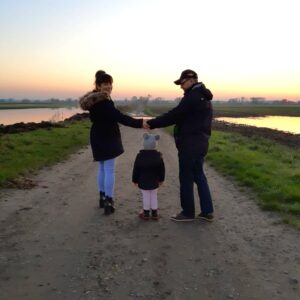 Rodzicielstwo – lekcja refleksji, dzień po dniu